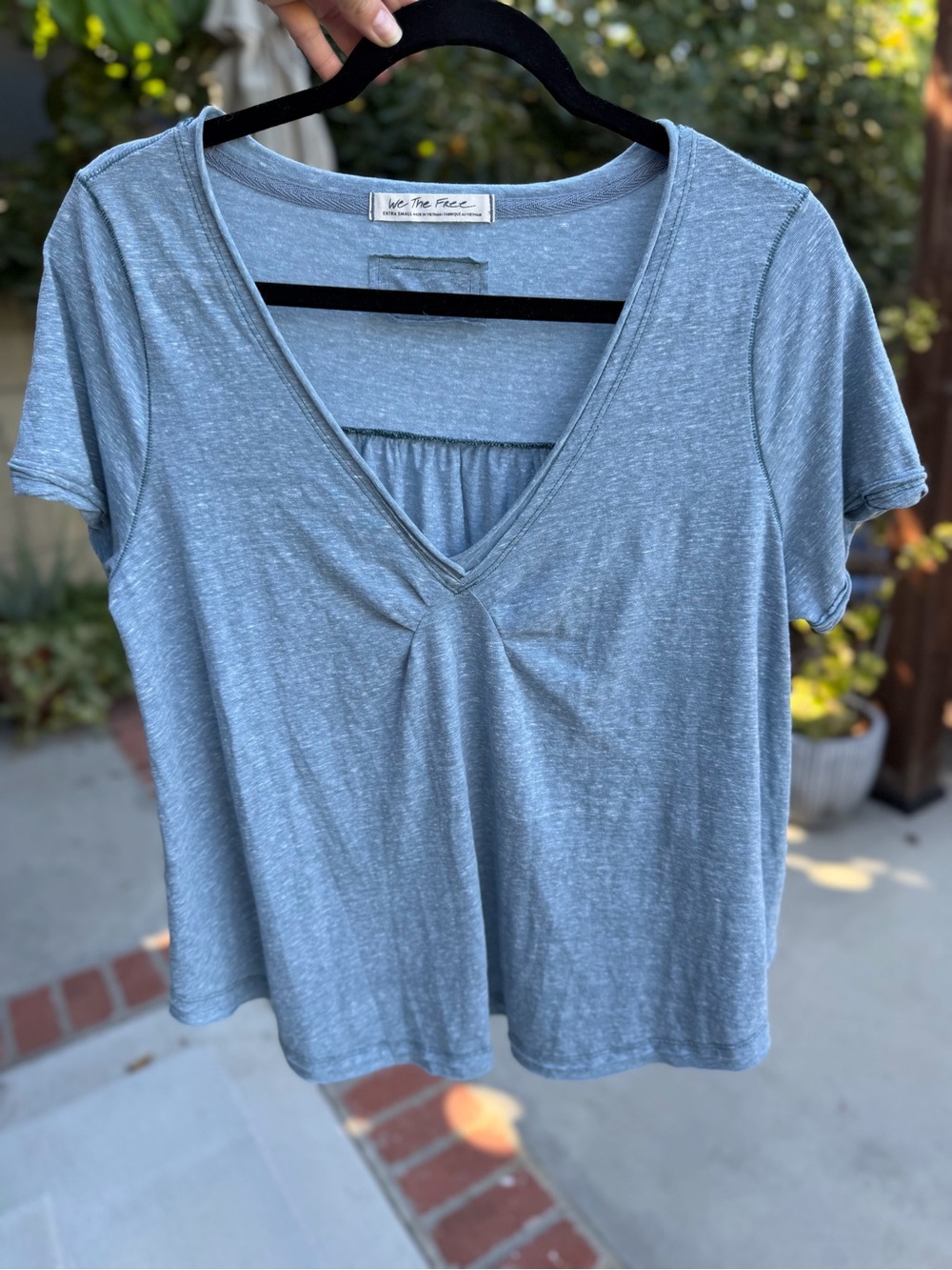 We The Free Blue Gray V-Neck Babydoll Tee – Extra Small